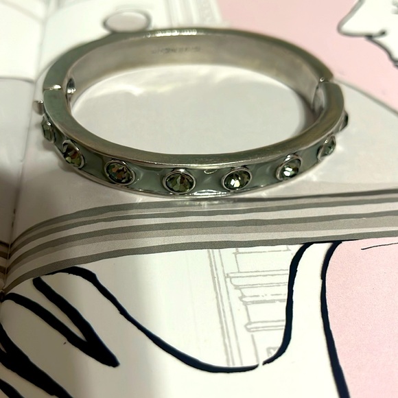 Givenchy bangle - Picture 1 of 3